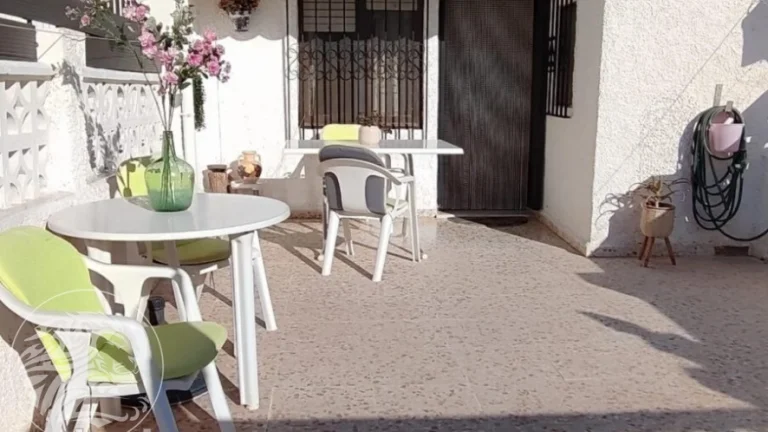 Bungalov 65 m2 s terasou 25 m2 v oblíbené urbanizaci Torreta