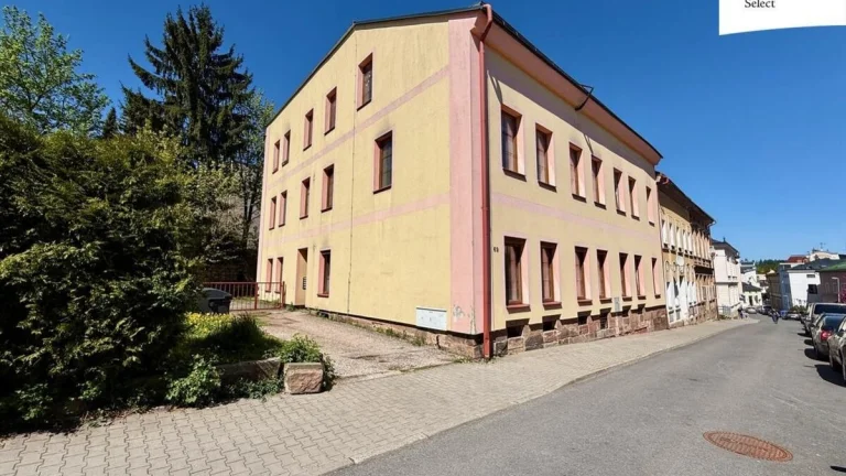Pronájem bytu 1+1 26 m2 Lípová, Trutnov