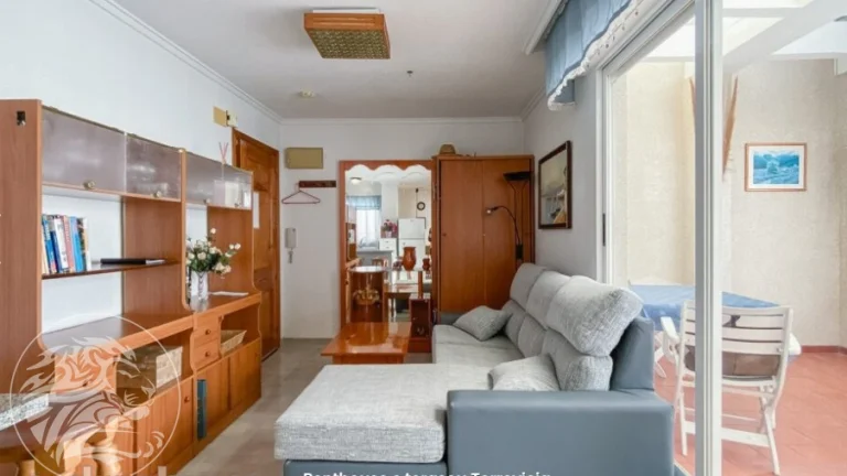 Penthouse 45 m2 s terasou 25 m2, Torrevieja, Španělsko