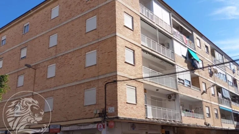 Byt 3+1 71 m2 s terasou, 600 metrů od moře Torrevieja, Španě