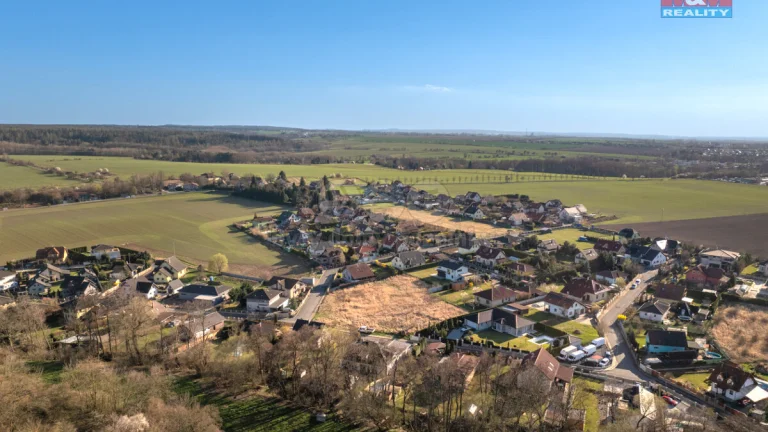 Prodej pozemku k bydlení, 1765 m², Zlatá