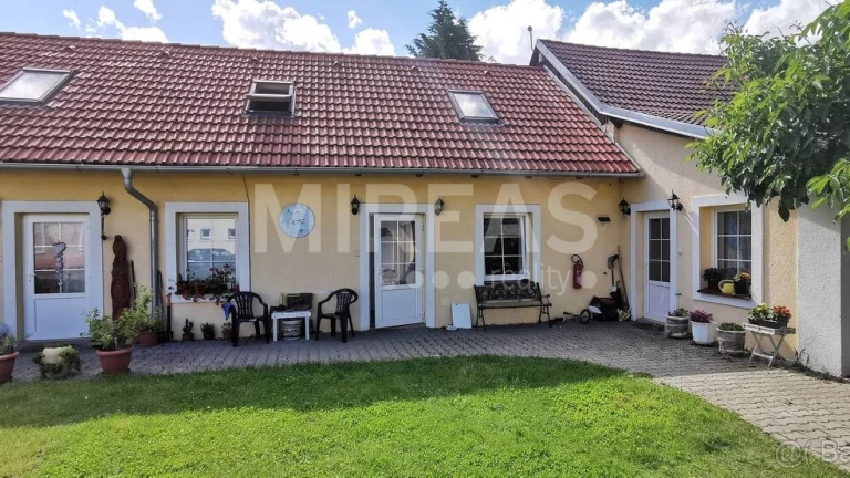 Písková Lhota, pronájem mezonetového bytu 2+kk 45 m2, okr. N