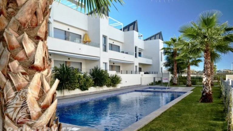Bungalov 89 m2, Torrevieja, Španělsko, ev.č. 002AP2521