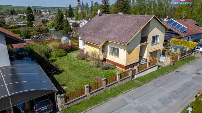 Prodej rodinného domu 6+1, 234 m², Vítkov