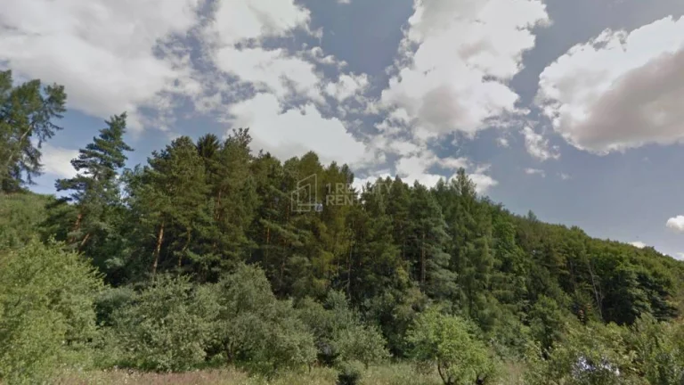 Na predaj pozemok 859 m2 v katastrálnom území Kľače