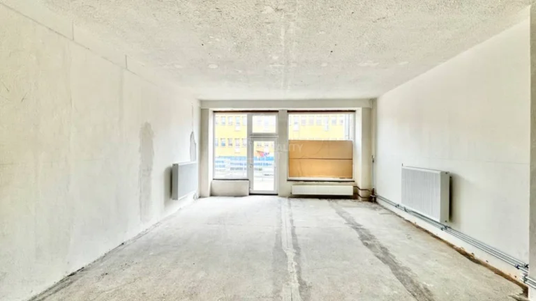 Ponúkame na prenájom obchodné priestory s rozlohou 168 m2 -