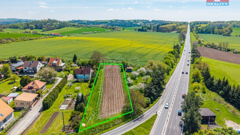 Prodej pole, 2382 m², Mrač
