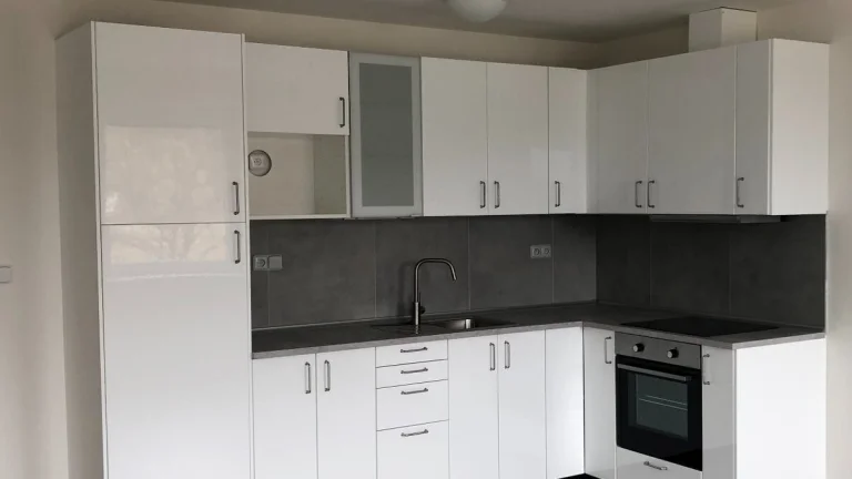 Pronájem bytu 2+kk / 53 m2 / balkón - Žamberk