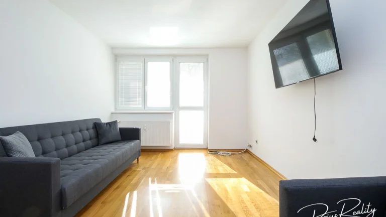 Krásny 3izb byt s 2xlogiou, Brezová pod Bradlom