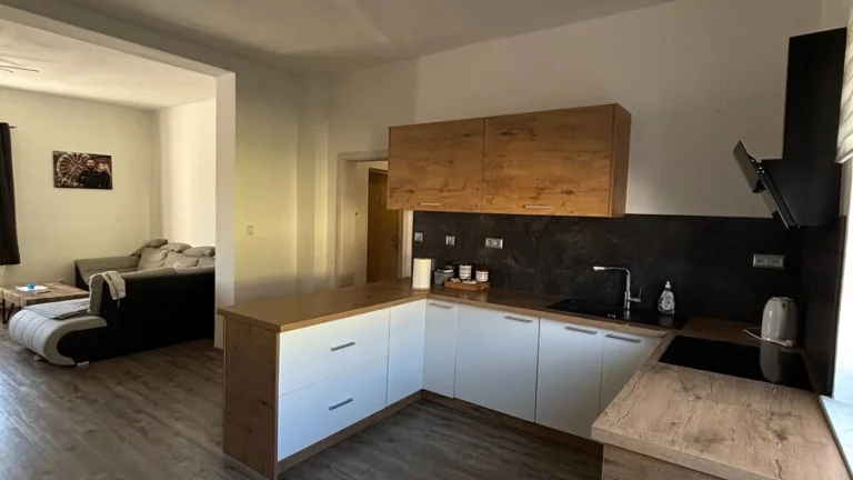 Prodej bytu 3+kk 80m² Bratří Čapků, Nejdek