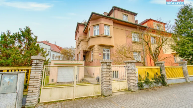 Prodej rodinného domu, 250 m², Plzeň, ul. Schwarzova