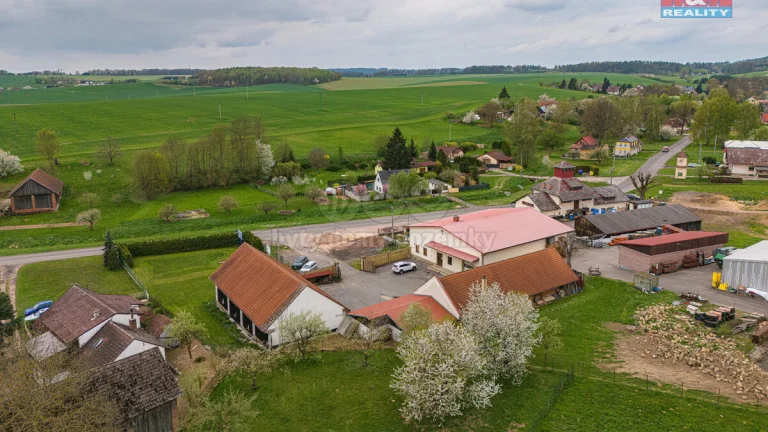 Prodej výrobního objektu v Dubenci