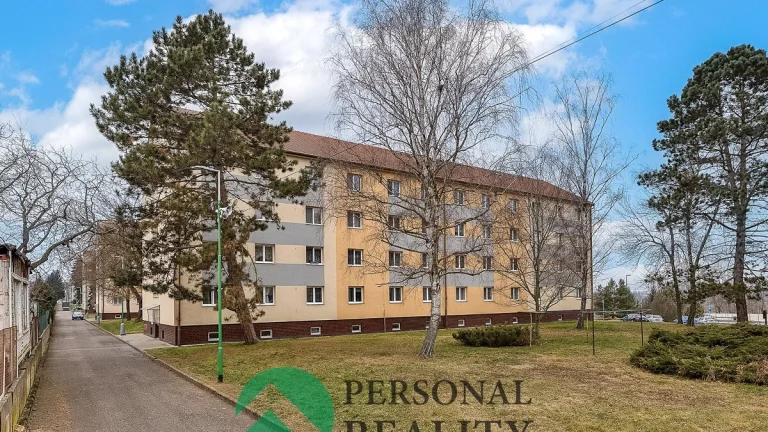 Pronájem byty 1+kk, 30 m2 - Chvaletice, ev.č. 02259