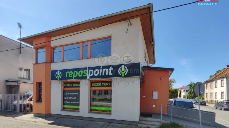 Prodej obchodního objektu, 300 m², Uherské Hradiště