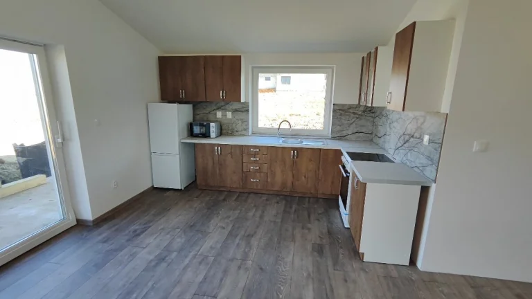 Prenájom novostavby bungalov,Ťapešovo