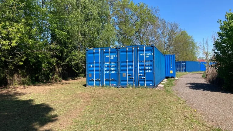 Sklady, garáže Opatovice nad Labem, pronájem 330m2
