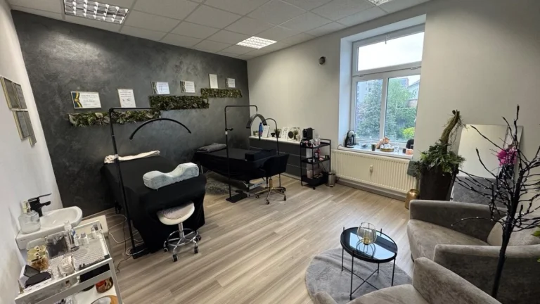Pronájem vybaveného kosmetického salonu