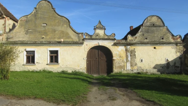 NA PRODEJ - VESNICKÉ STAVENÍ, KLOUB U VODŇAN (STRAKONICKO)