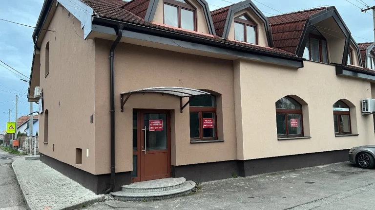 Prenajmem obchodné/kancelárske priestory.
