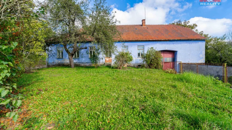 Prodej zemědělské usedlosti v Radoníně