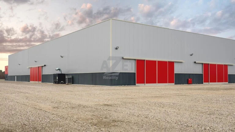 Prodej výrobní a skladovací haly, prostoru 3 200 m2, Studénk
