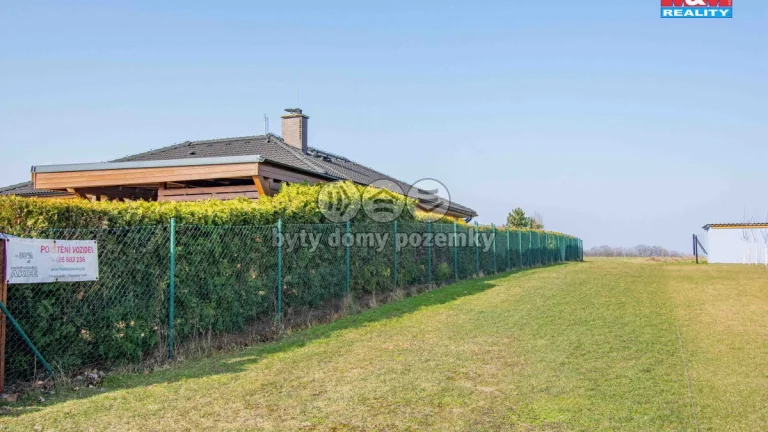 Prodej pozemku k bydlení, 3200 m², Hrabyně