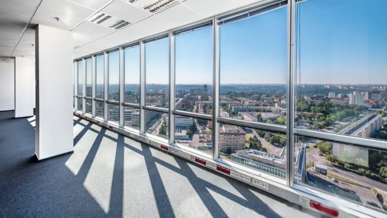 Nájem moderních kanceláří 101 m2, 10 NP, Praha 4 Pankrác