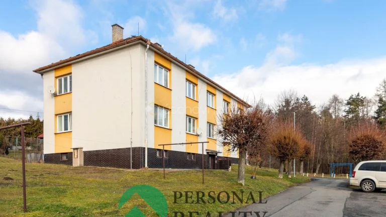Prodej byty 3+1, 70 m2 - Prachovice, U Sokolovny