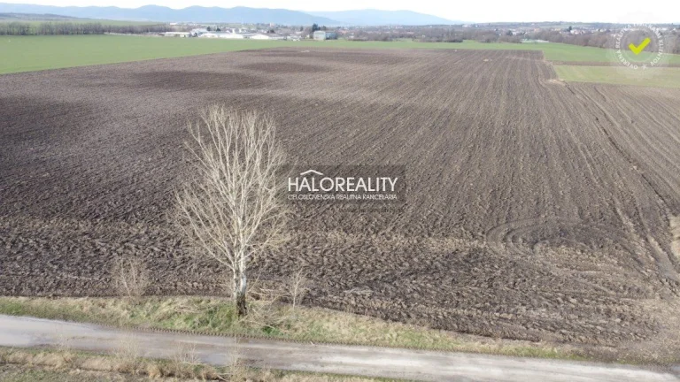 HALO reality - Predaj, pozemok 147513 m2 Zvončín - EXKLUZÍ