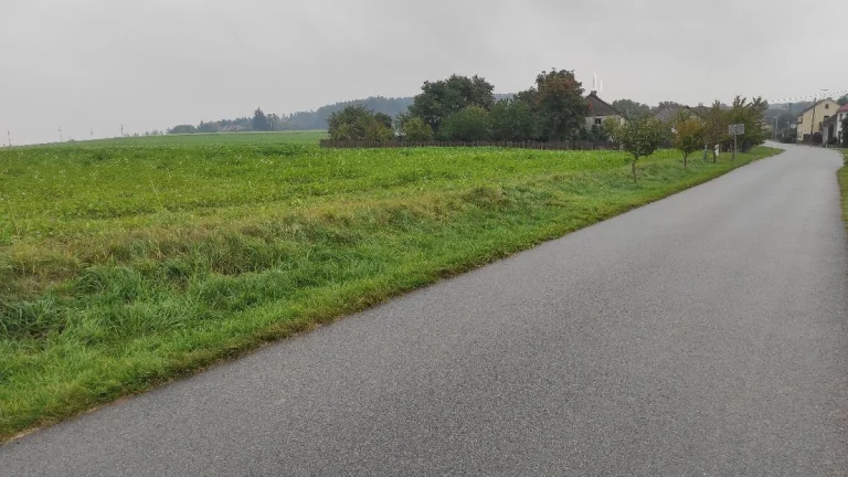 Prodej stavebního pozemku 1628 m2