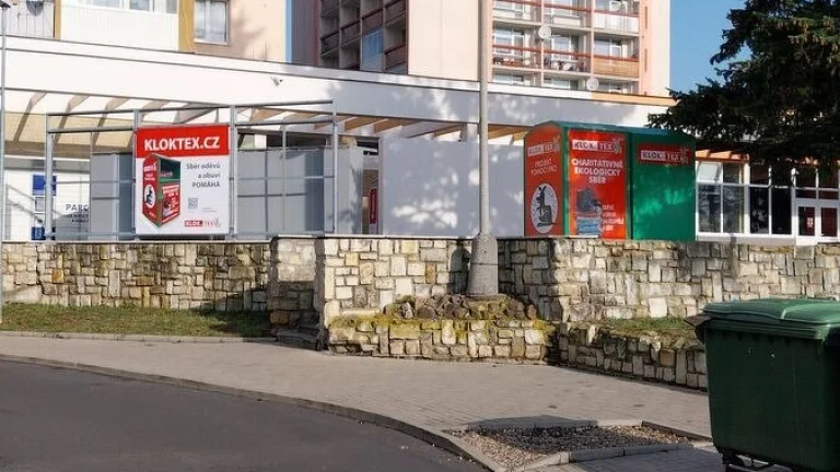 Pronájem, Obchodní prostor, 90 m2, Chomutov, Jiráskova ul.