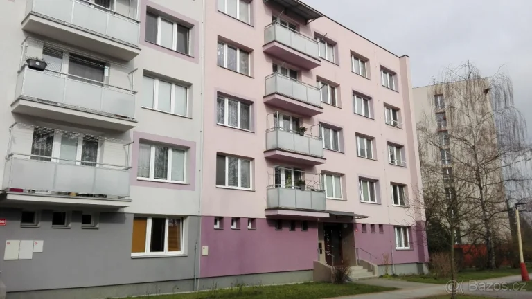 Pronájem bytu 1+1 v Táboře, Pražské sídliště