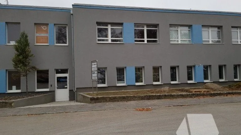 Prenájom - samostatné kancelárie od 17,5m2, Nitra - Horné K