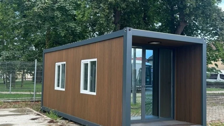 Obytný kontejner PMP 3x7 m s obložením WPC