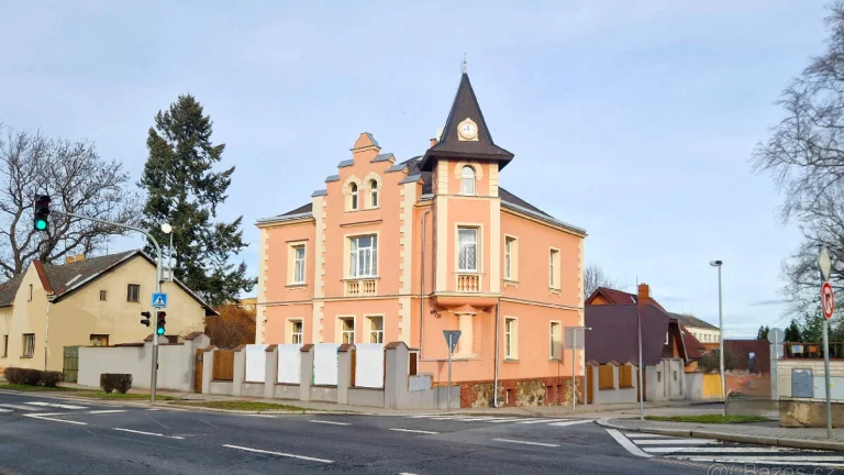 Prodej komerční nemovitostí 480 m², pozemek 537 m² Praha 10