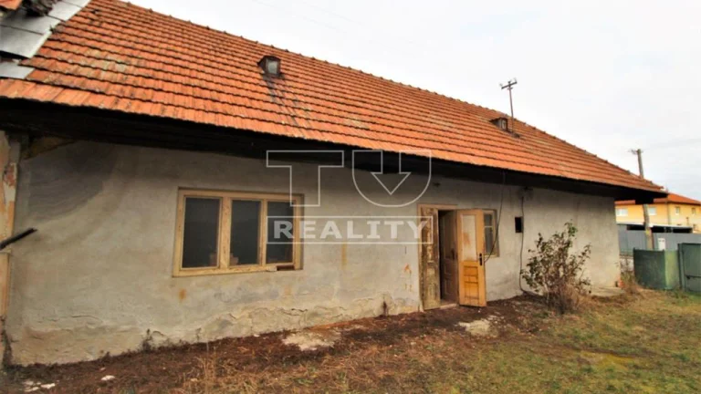 Na predaj starší dom na krásnom pozemku JELŠOVCE okr....
