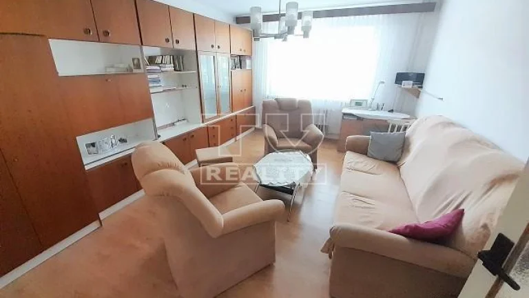 IBA U NÁS 3-IZBOVÝ BYT PIEŠŤANY 66m2