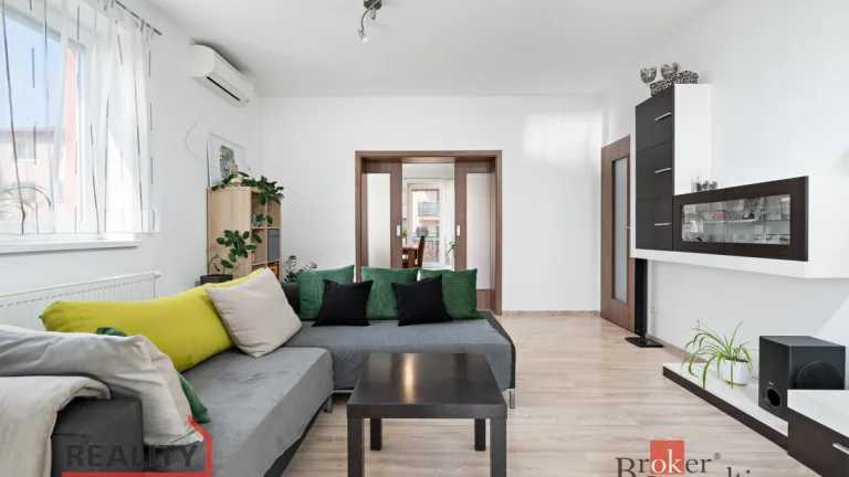 Prodej, byty/4+1, 130 m2, Pod Školkou 774, 33026 Tlučná, Plz
