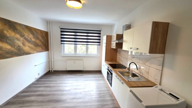 Pronájem bytu 2+kk, 53 m2 ,Chomutov, Zdeňka Štěpánka