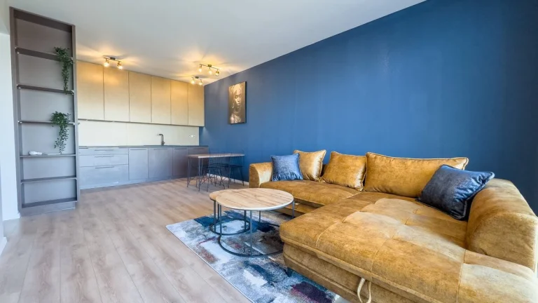 Prenájom 2 izbového bytu 54 m2 + 14 m2 Prístavná, Bratislava