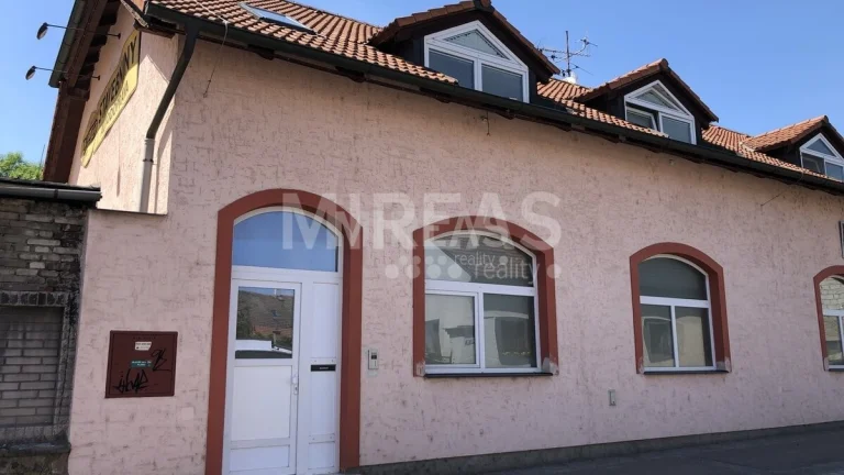 Nymburk, pronájem bytu 2+kk 34 m2, okr. Nymburk