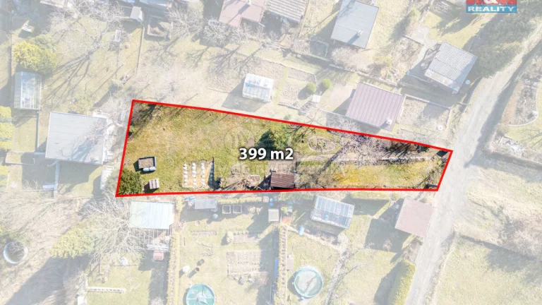 Prodej zahrady, 399 m², Sadov