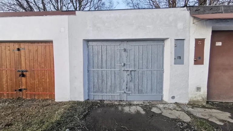 Prodej garáže s elektřinou, 21m2, Karviná