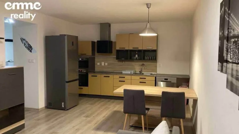 Krásny, 3 izbový byt na prenájom v Nitre