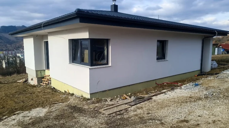 Novostavba 4 izb.rod.domu, typ bungalov,809m2 - KNM