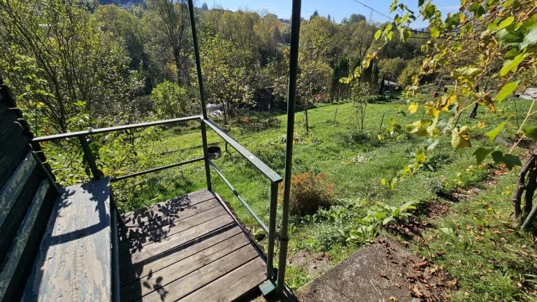 Záhradna chatka s pozemkom,390m2 v osobnom vlastnictve