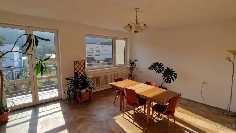 Veľký, dvojgeneračný RD v Tvrdošíne