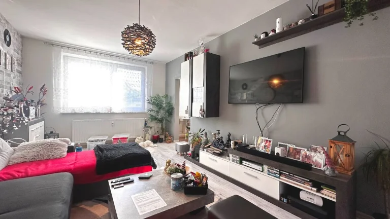 PREDAJ - 3 izbový byt s balkónom v Rožňave