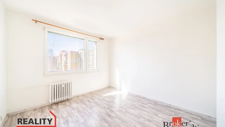 Pronájem, byty/4+1, 94 m2, 17. listopadu 4608, 43004 Chomuto
