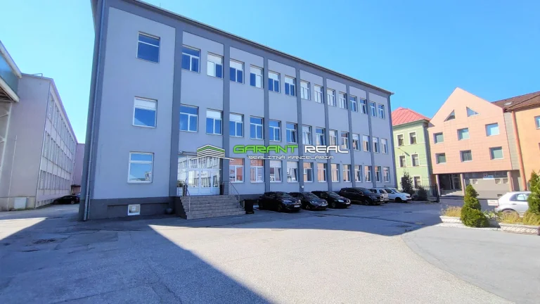 Prenájom kancel. priestorov, 22 m2 - 34,1 m2, Masarykova ul.